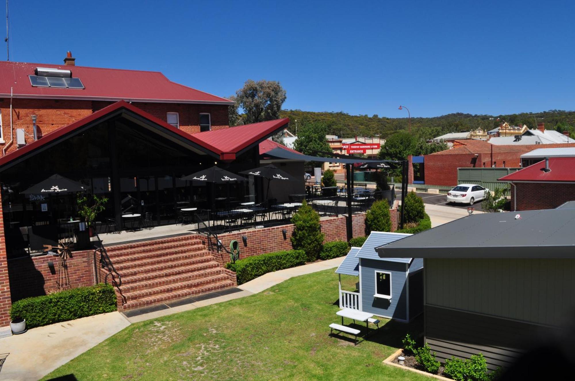 Victoria Hotel Toodyay Exteriör bild